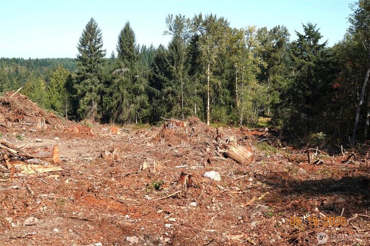 Property Photo:  15829  456th Street E  WA 98328 