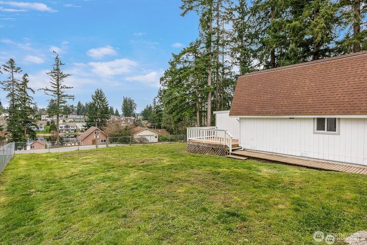 Property Photo: 302 Melrose Drive WA 98282