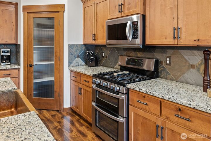 Property Photo: 90 Quad Drive WA 98922