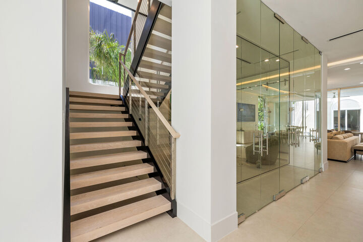 Property Photo:  812 Palm Trail  FL 33483 