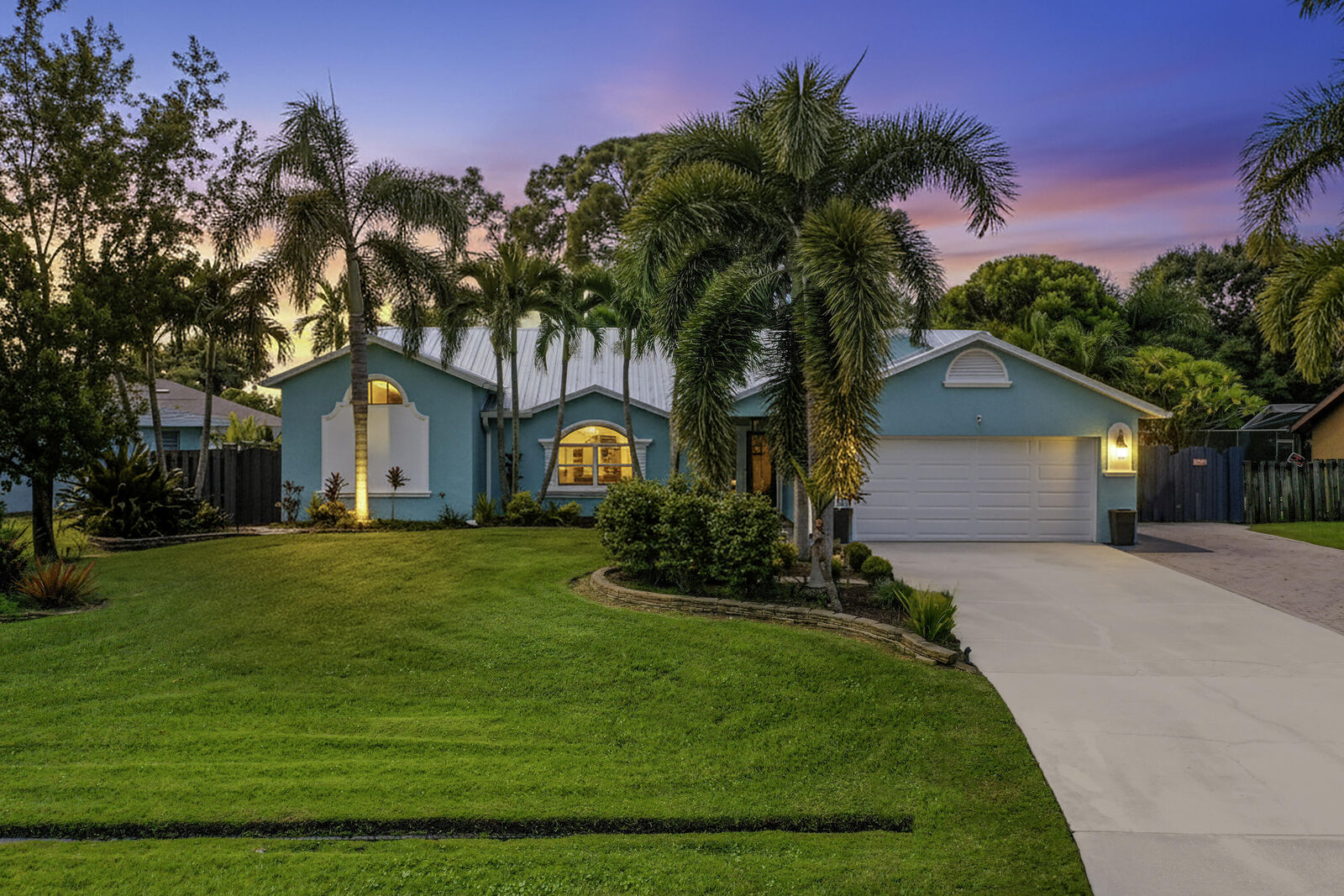 Property Photo:  434 NW Concord Drive  FL 34983 