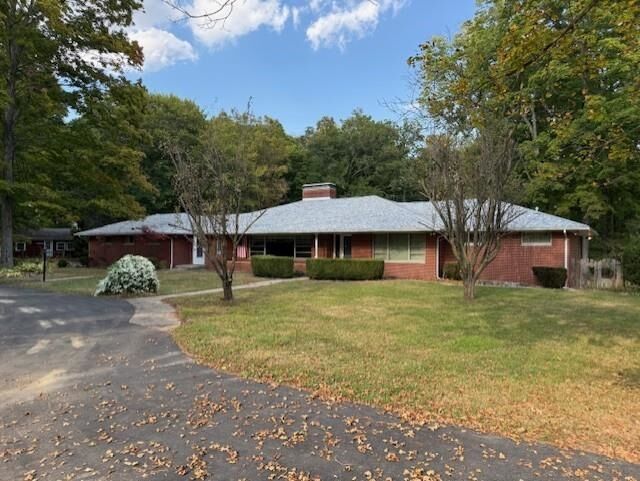 Property Photo:  855 S State Road 1  IN 47327 