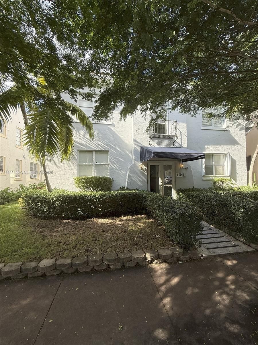 Property Photo:  119 Menores Ave 11  FL 33134 