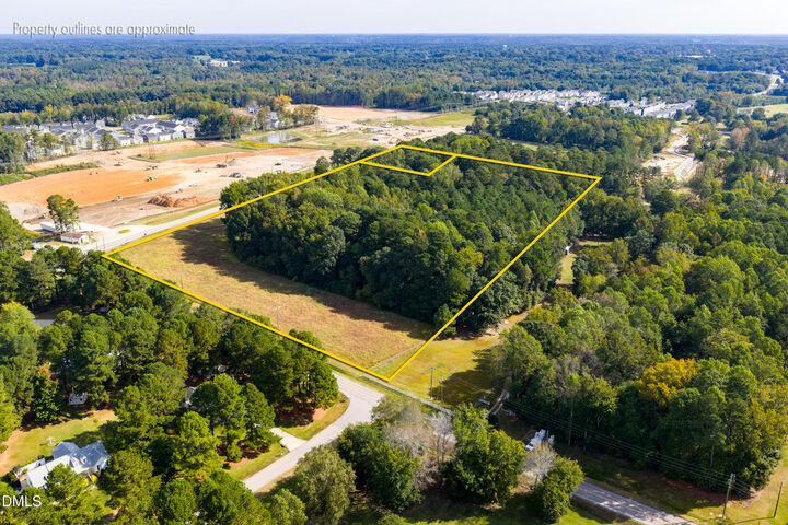 Property Photo:  1205 Wendell Falls Parkway  NC 27591 