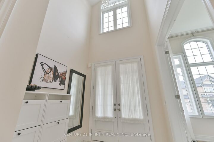 Photo de la propriété: 34 Watershed Gate ON L9N 0Y6