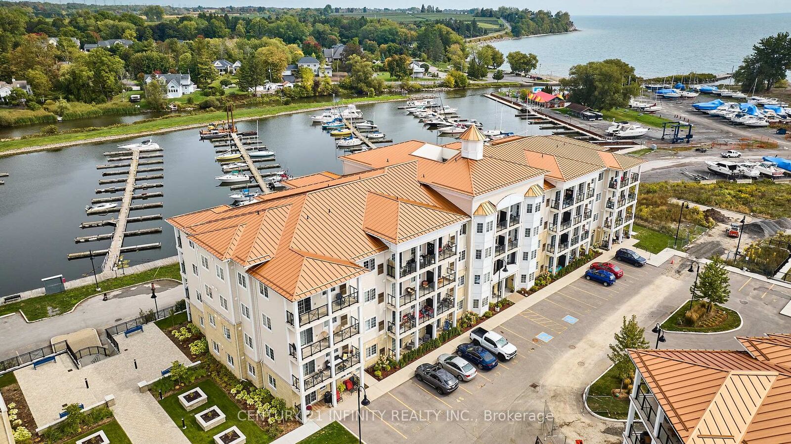 Property Photo: 70 Shipway Avenue 101 ON L1B 0V7