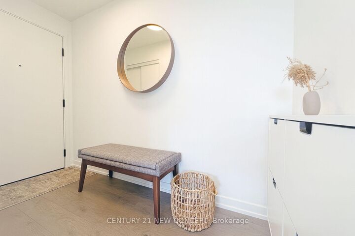 Property Photo:  270 Dufferin Street 608  ON M6K 0H8 
