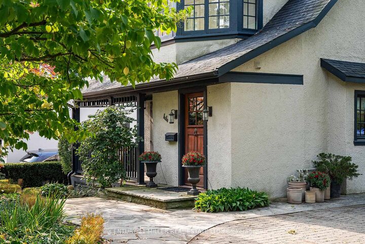 Property Photo:  44 Howard Avenue  ON L6J 3Y3 