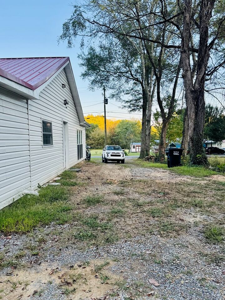 Property Photo: 213 Varnell Cedar Street GA 30721