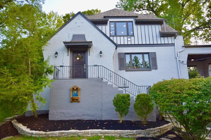 Property Photo:  3255 Linwood Avenue  OH 45226 