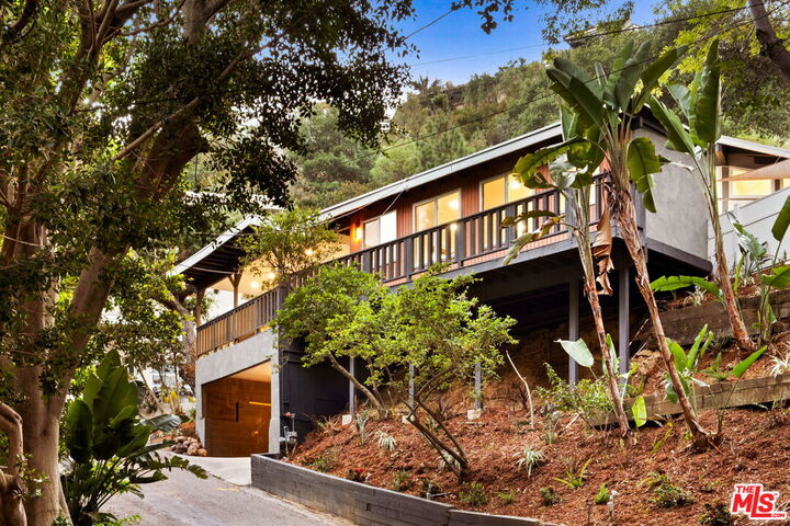Property Photo: 2701 Jalmia Dr CA 90046