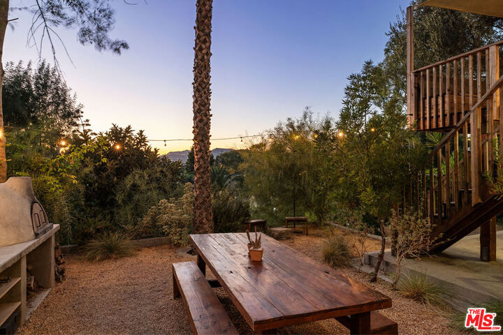 Property Photo:  2143 Lemoyne St  CA 90026 