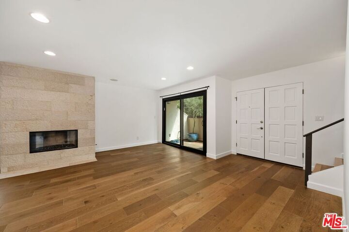 Property Photo:  812 16th St  CA 90403 