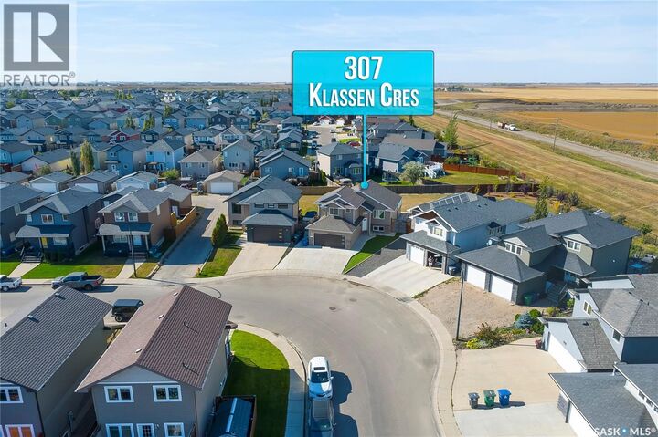 307 Klassen Crescent  Saskatoon SK S7R 0E9 photo