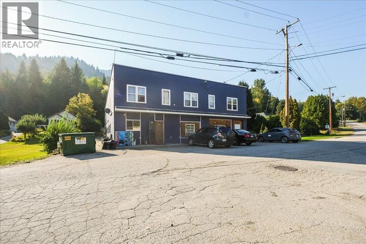 Photo de la propriété:  156 Haig Street Street  BC V1R 2L9 