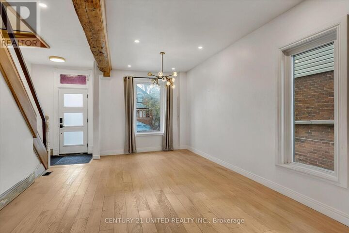 Property Photo: 508 Sherbrooke Street ON K9J 2P3