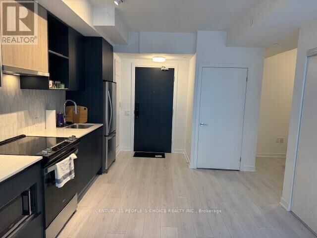 Property Photo: 395 Dundas Street West 425 ON L6M 5R8