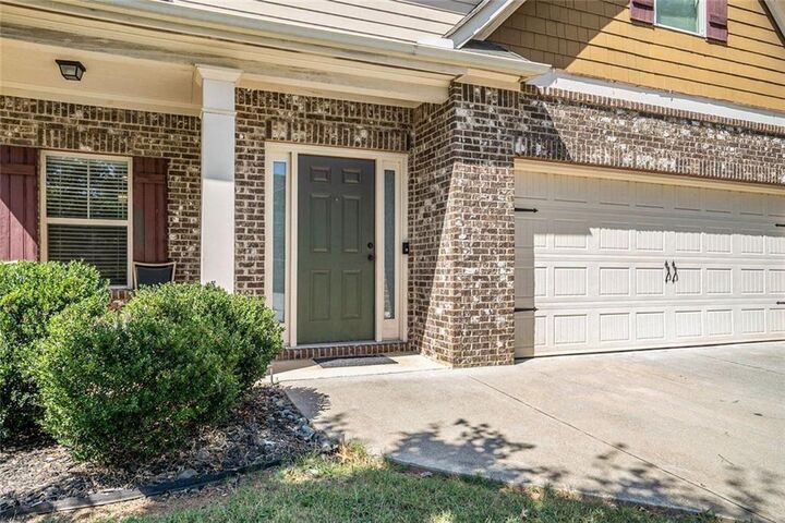 Property Photo:  2613 Kolb Manor Circle SW  GA 30008 