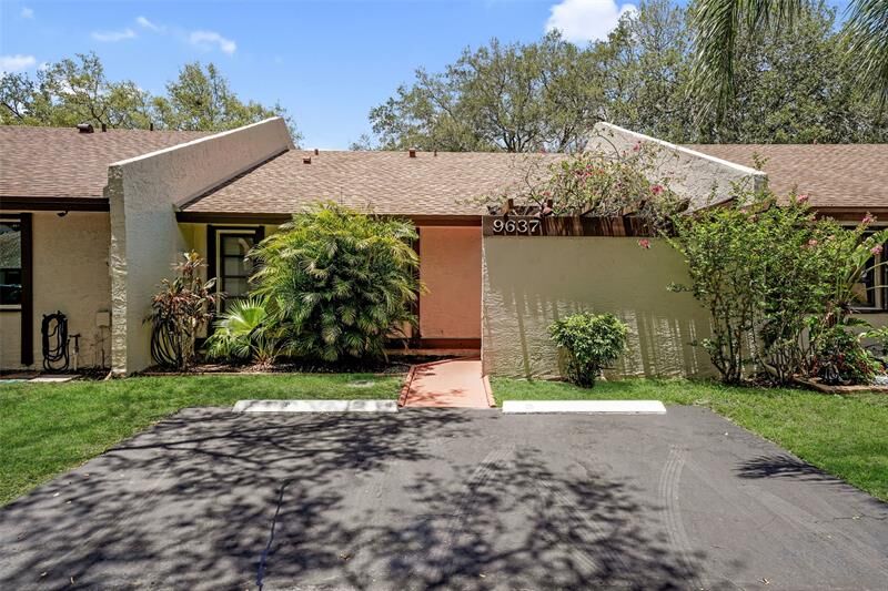 Property Photo: 9637 NW 15th Ct FL 33024