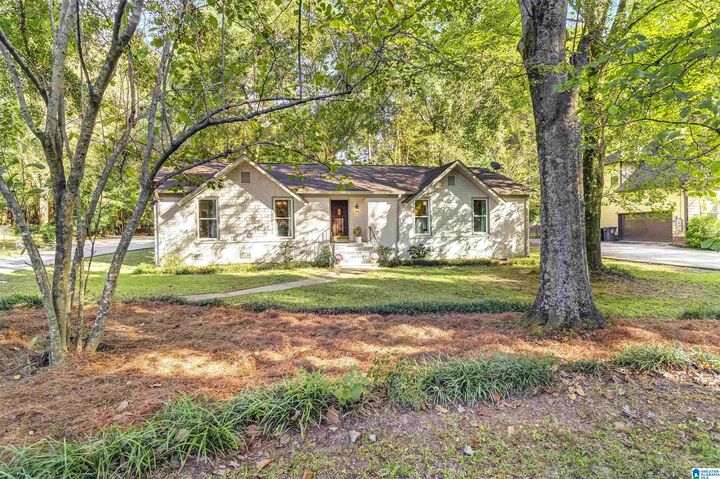 4751 Caldwell Mill Road  Birmingham AL 35243 photo