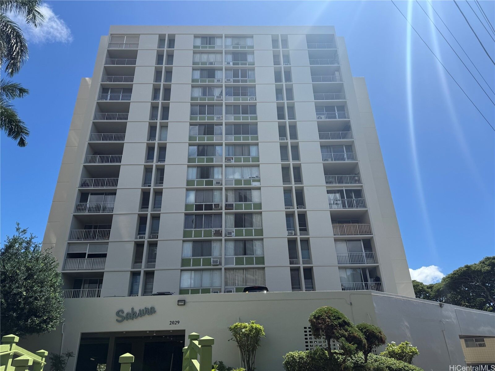 Property Photo:  2029 Nuuanu Avenue 904  HI 96817 