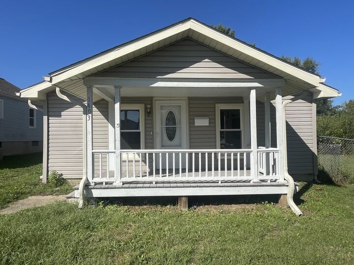 Property Photo:  1403 N Washington Street  MO 65265 