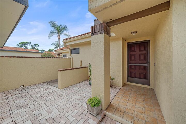 5343 Huntingwood Court 33  Sarasota FL 34235 photo