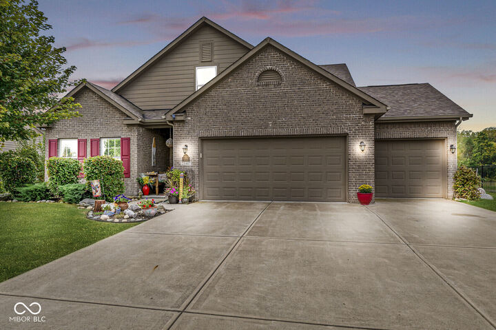 Property Photo:  21407 Hanstock Drive  IN 46062 