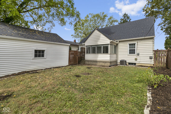 Property Photo: 2533 Kessler Boulevard East Drive IN 46220