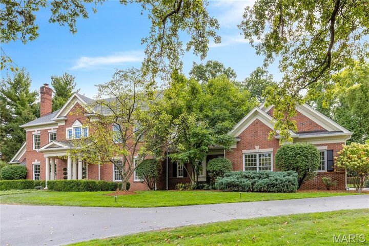 Property Photo: 29 Muirfield Lane MO 63141