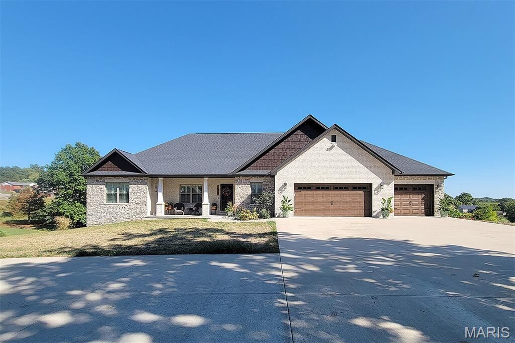 Property Photo: 123 Winfield Pointe MO 63701
