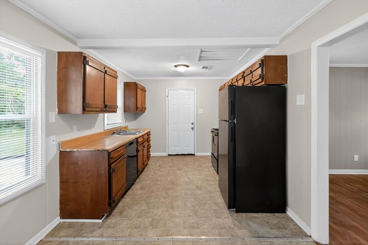 Property Photo:  1563 W Flamingo Rd  TN 38117 