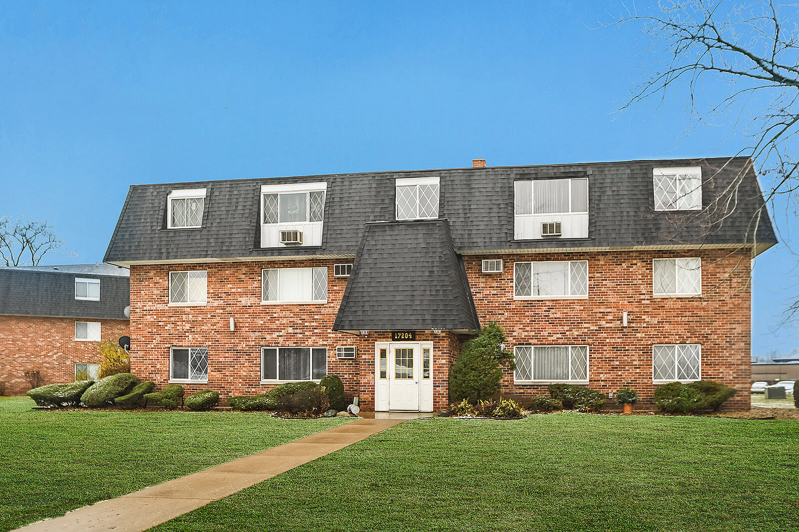 Property Photo:  17204 71st Avenue 1  IL 60477