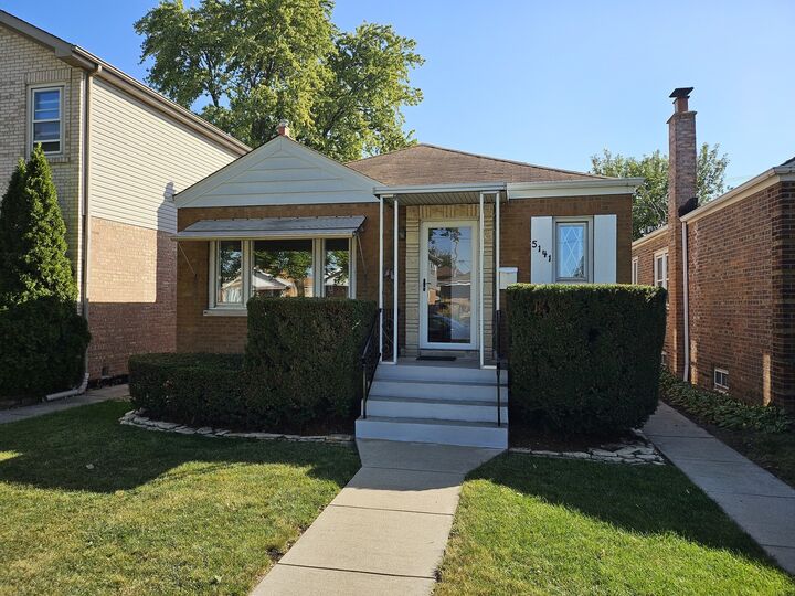 Property Photo: 5141 S Merrimac Avenue IL 60638