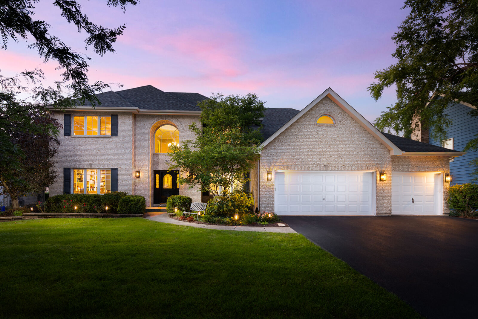 Property Photo:  1427 Ada Lane  IL 60540 