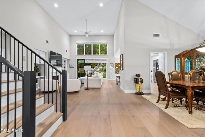 Property Photo:  1613 Oakcottage Court  CA 91361 