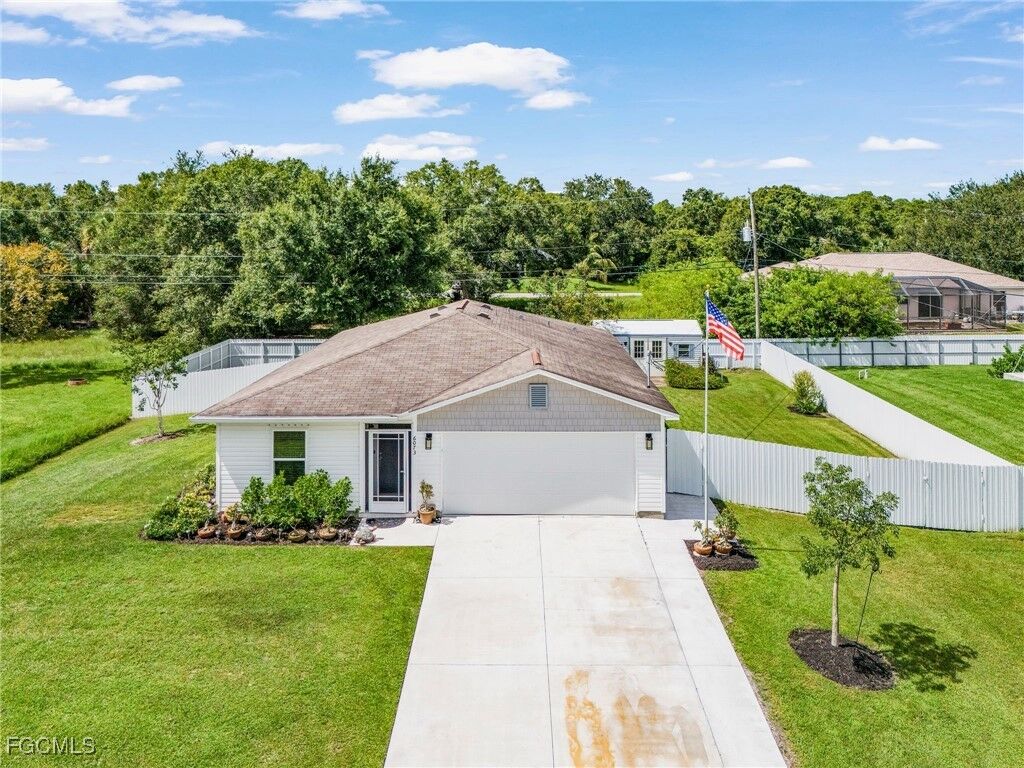 Property Photo: 6073 Latimer Avenue FL 33905