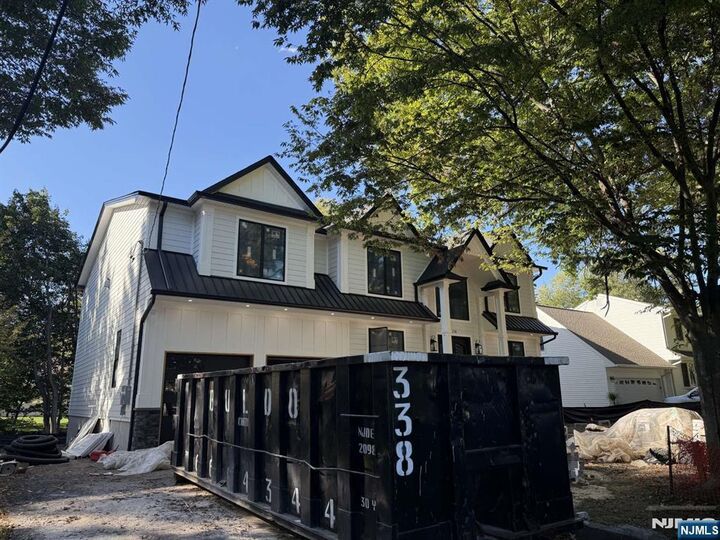 628 Falmouth Avenue  Paramus NJ 07652 photo