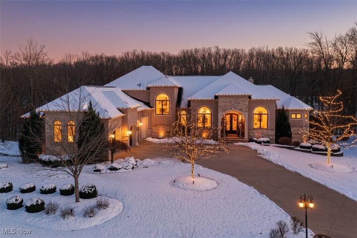 Property Photo:  6752 Rivercrest Drive  OH 44141 