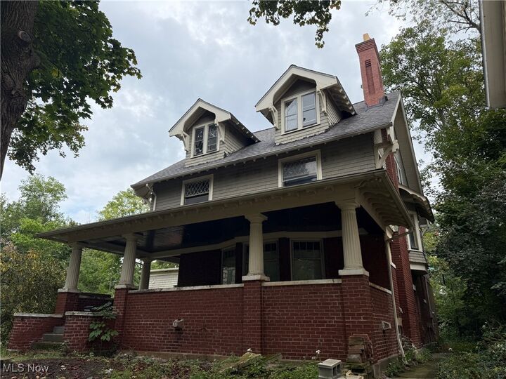 2243 Bellfield Avenue  Cleveland OH 44106 photo