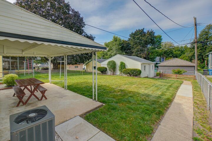 Property Photo:  3550 2nd Street NE  MN 55418 