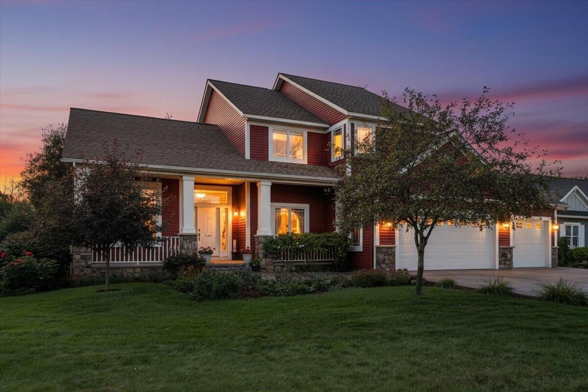 Property Photo:  2094 Rushmore Drive  WI 54022 