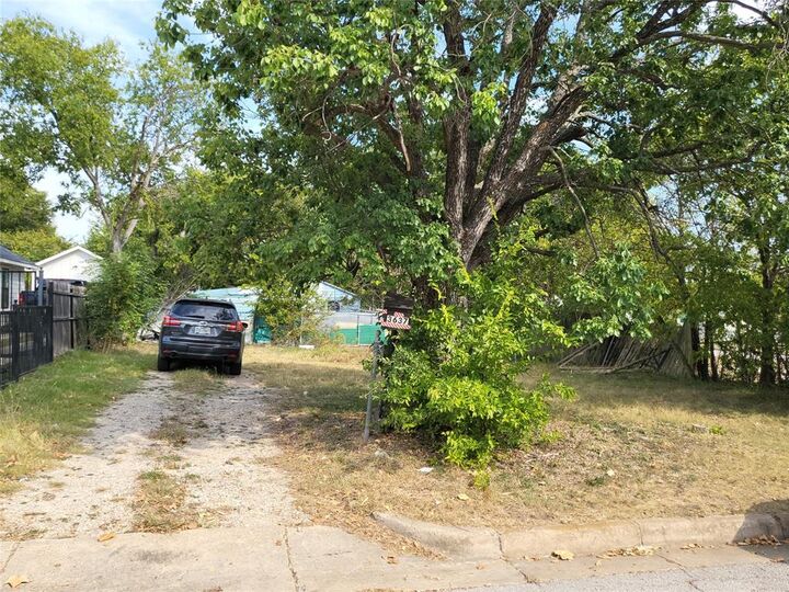 Property Photo:  3637 Saint Louis Avenue  TX 76110 