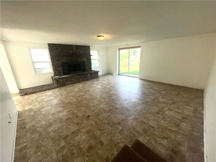 Property Photo: 410 Missouri Street MO 64831