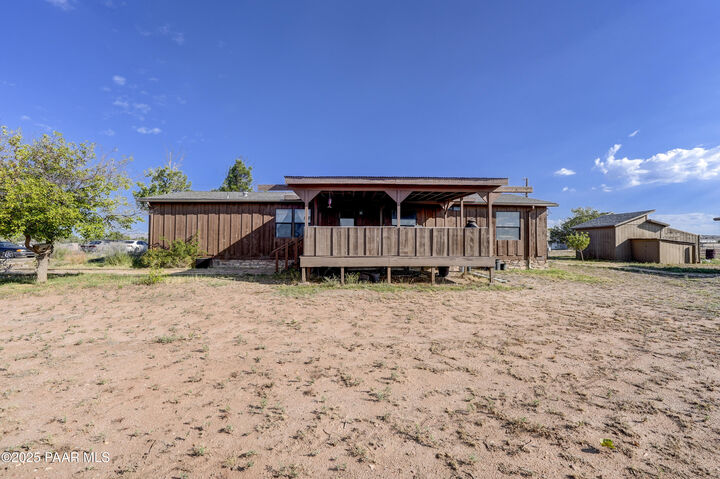 Property Photo: 25055 N Naples Street AZ 86334
