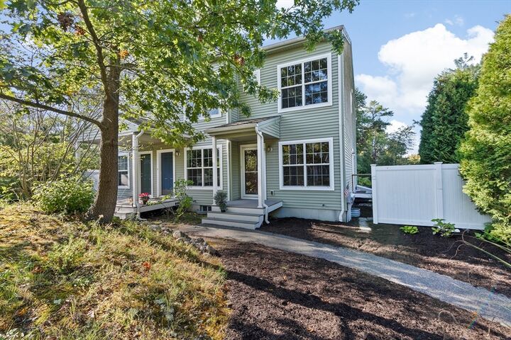 Property Photo:  10 Brightside Ln 10  MA 02644 