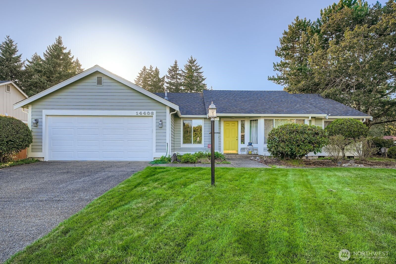 Property Photo:  14408  4th Avenue Ct E  WA 98445 