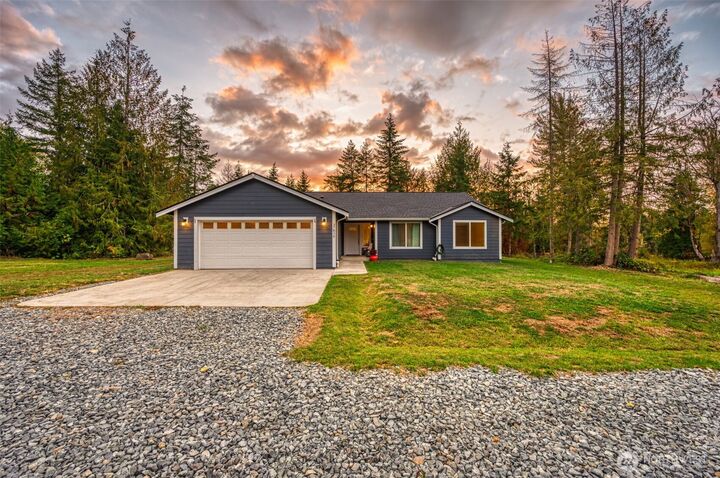 Property Photo:  37816  99th Avenue Ct E  WA 98328 