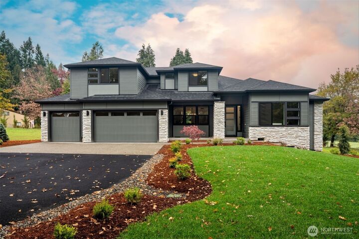 Property Photo:  10402  66th Avenue NW  WA 98332 