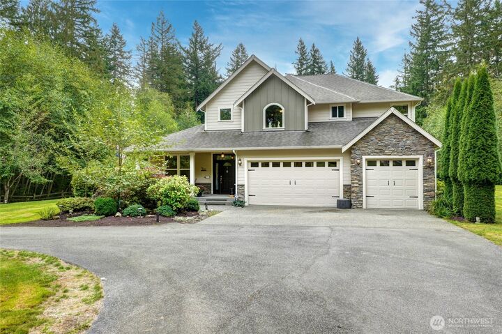 Property Photo:  7726  Lake Alice Road SE  WA 98024 